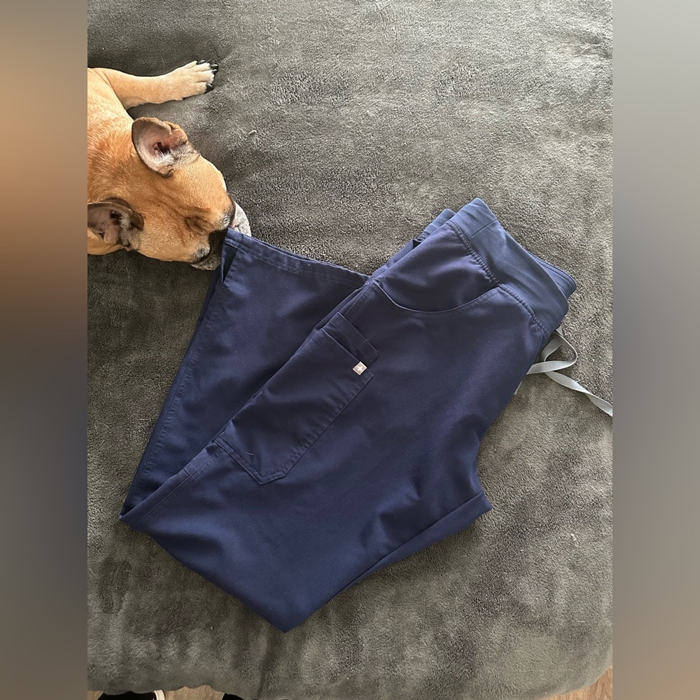 Figs Navy Medium